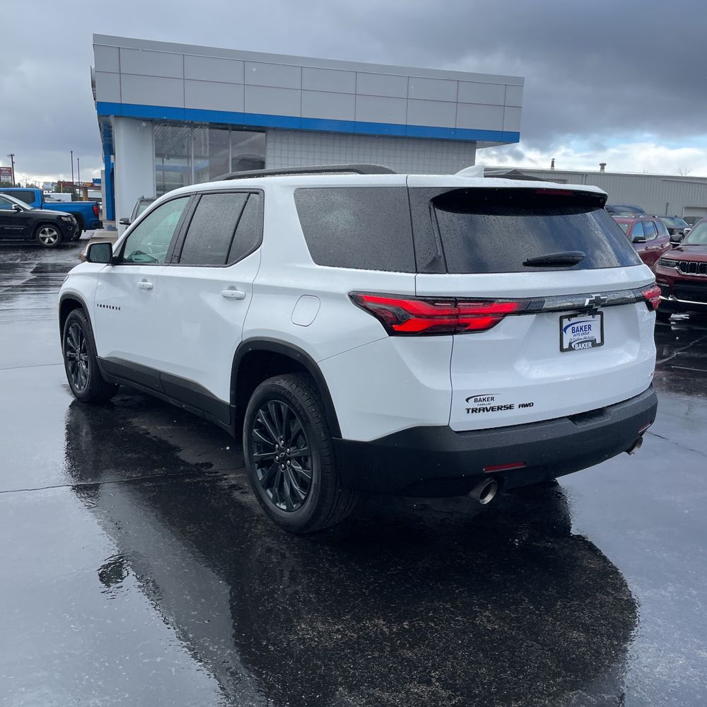 2023 Chevrolet Traverse RS