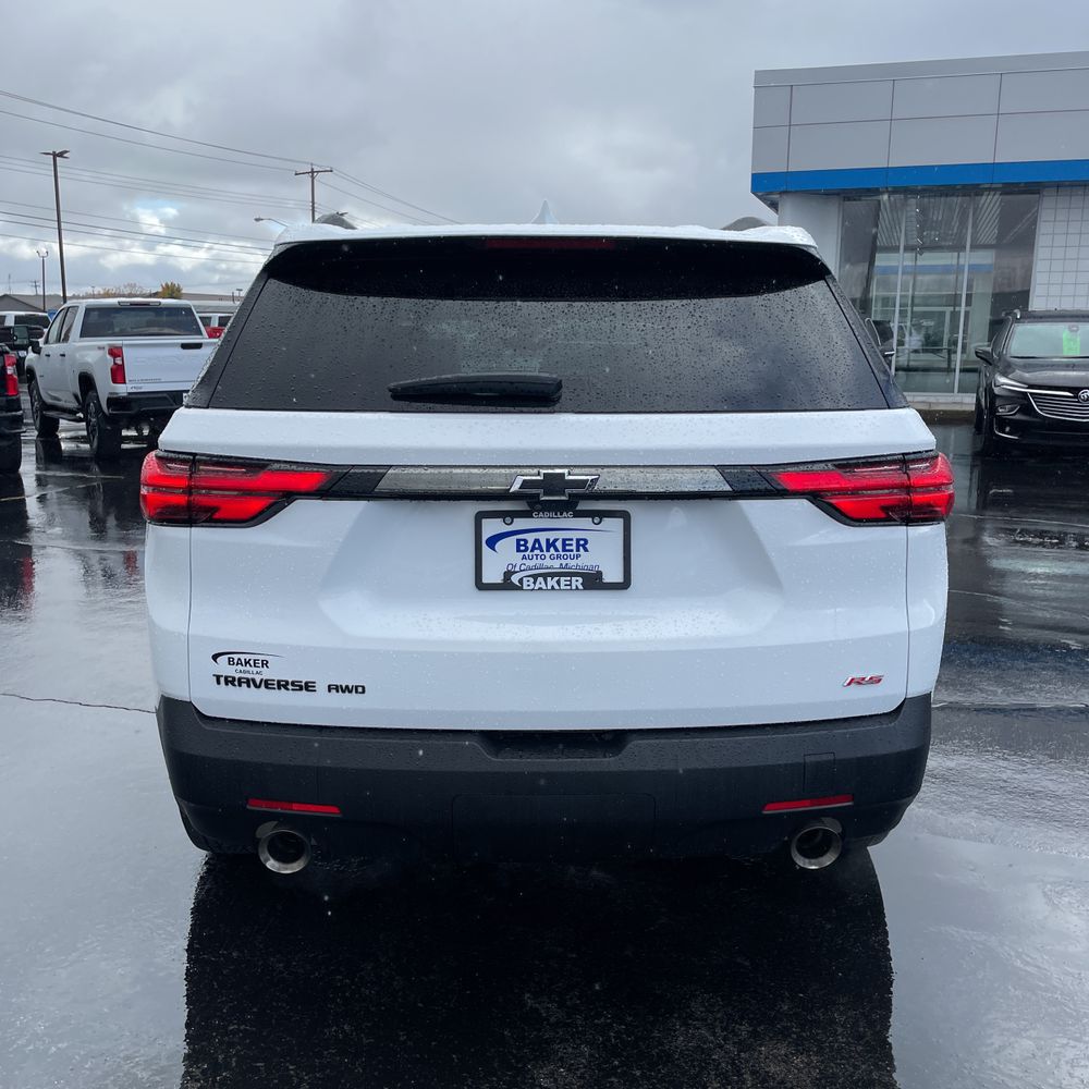 2023 Chevrolet Traverse RS