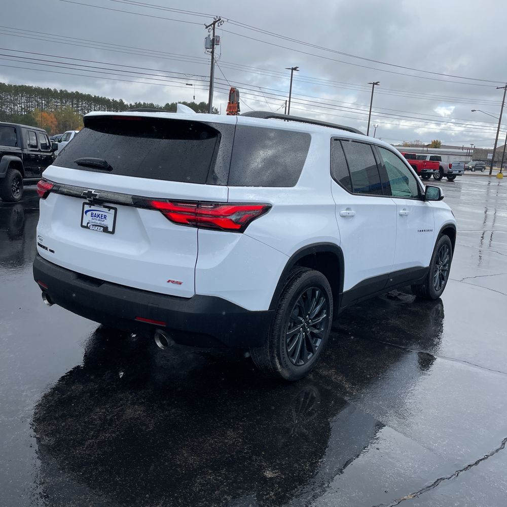 2023 Chevrolet Traverse RS