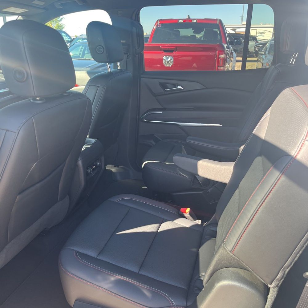 2025 Chevrolet Traverse Z71