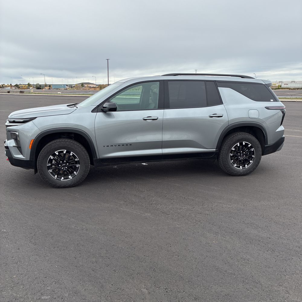 2025 Chevrolet Traverse Z71