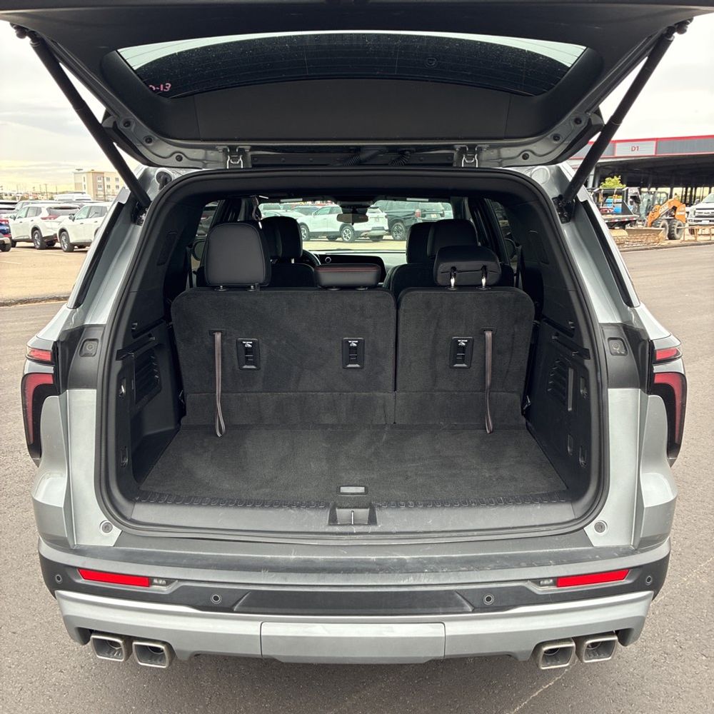 2025 Chevrolet Traverse Z71