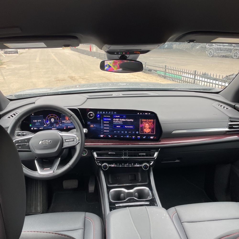 2025 Chevrolet Traverse Z71