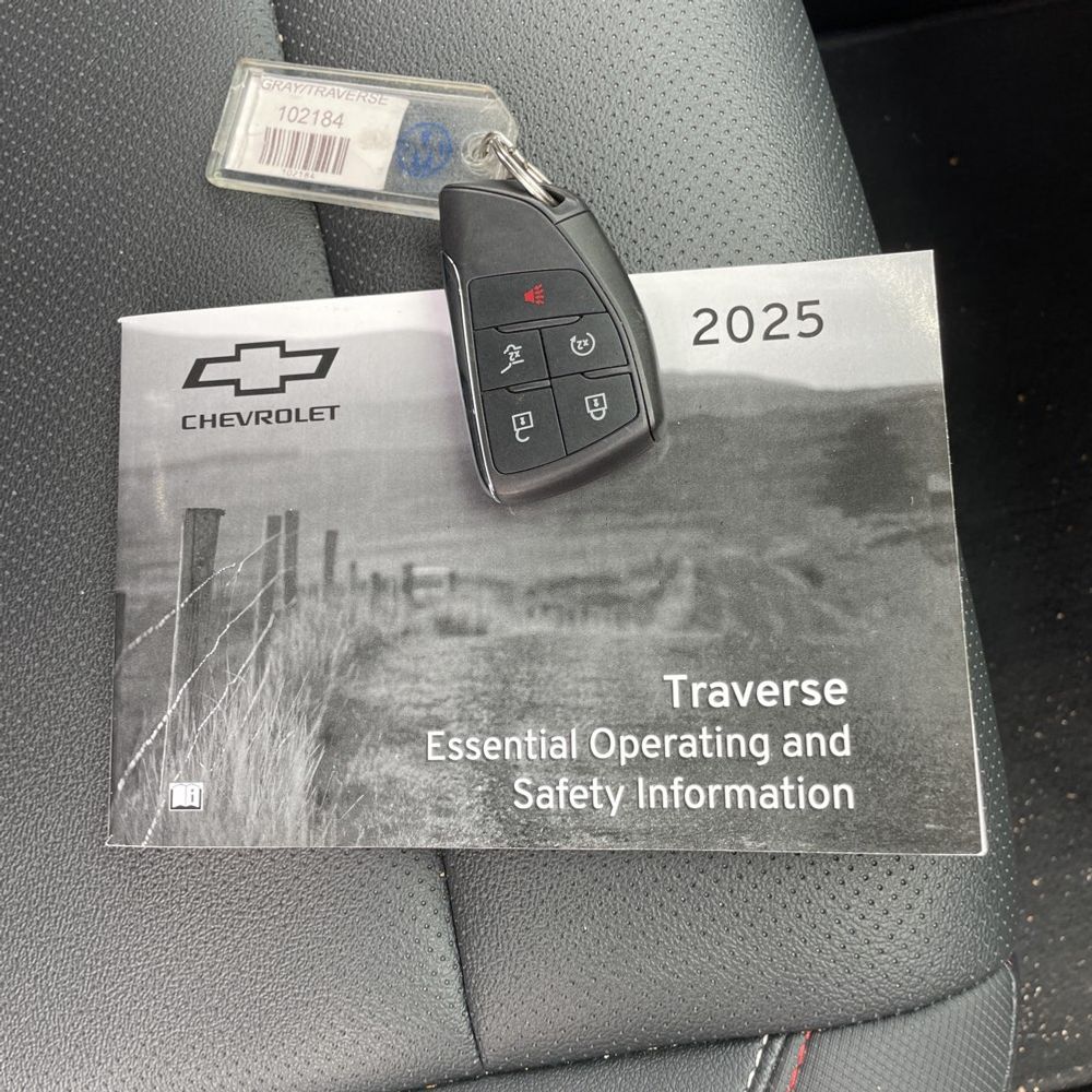 2025 Chevrolet Traverse Z71