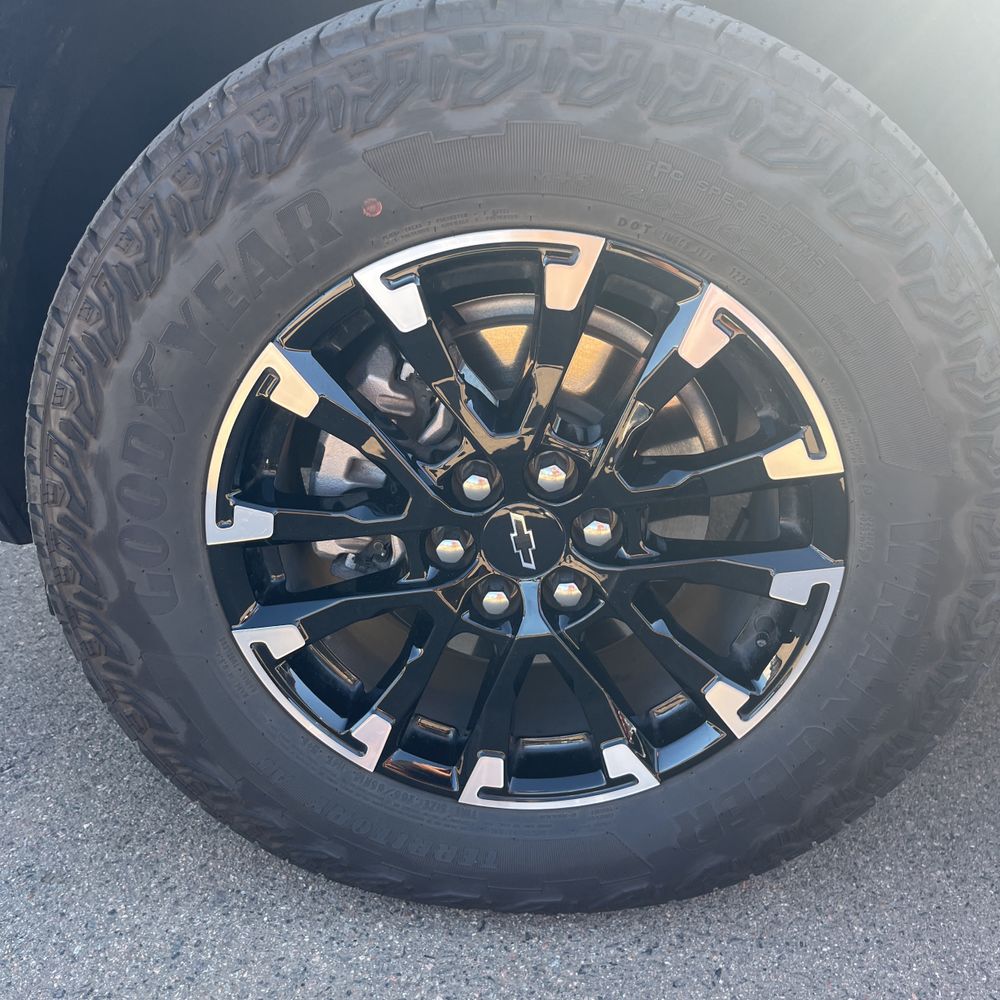 2025 Chevrolet Traverse Z71