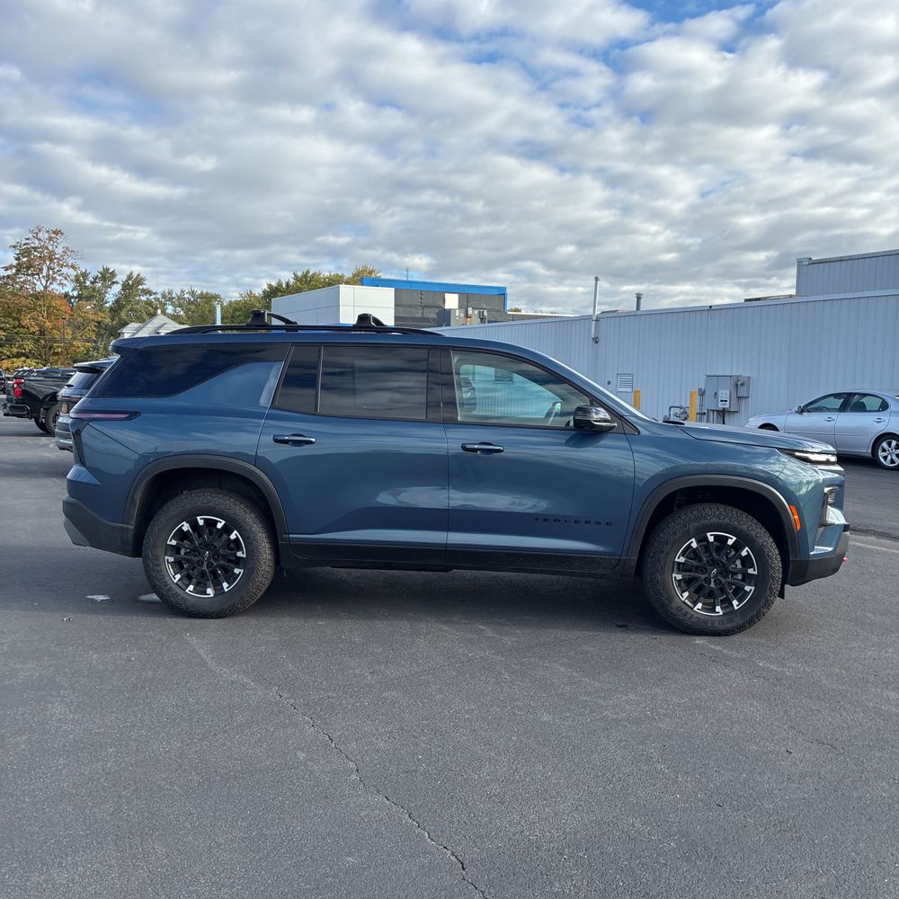 2025 Chevrolet Traverse Z71