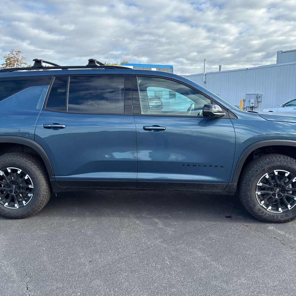 2025 Chevrolet Traverse Z71