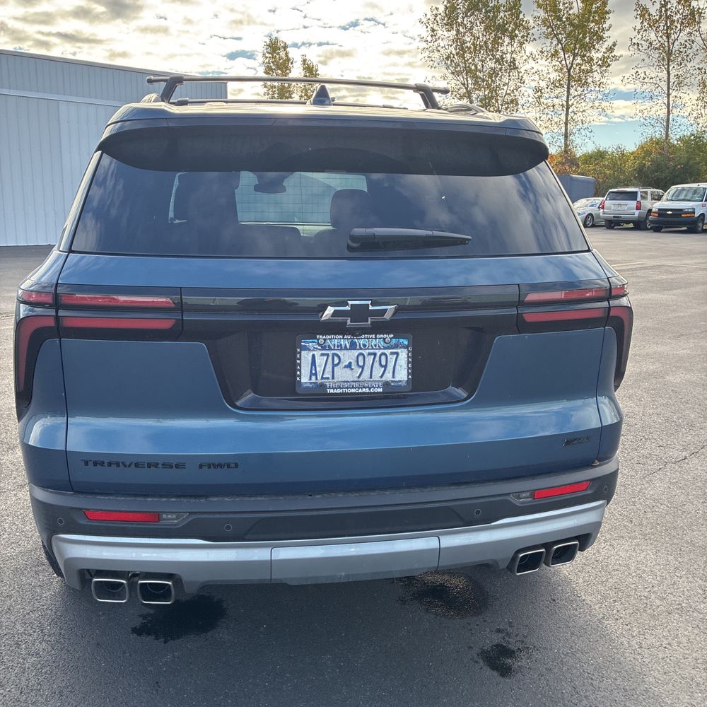 2025 Chevrolet Traverse Z71