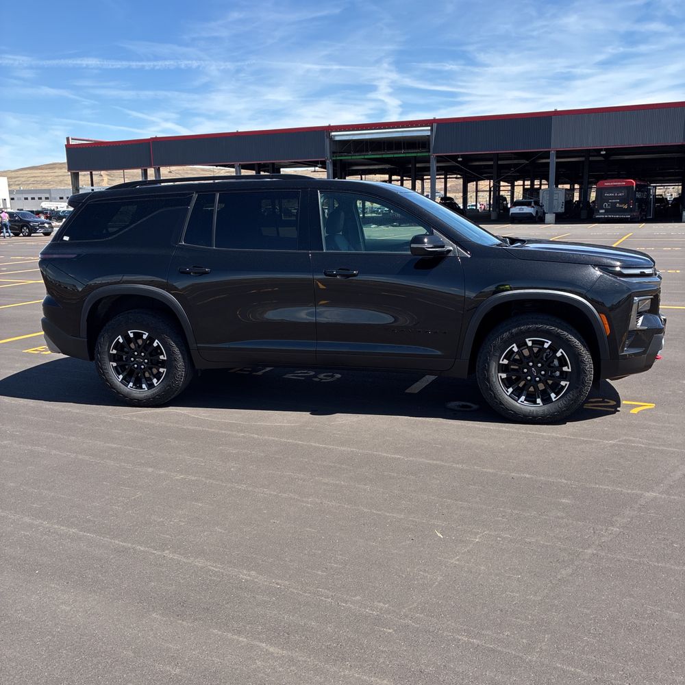 2025 Chevrolet Traverse Z71