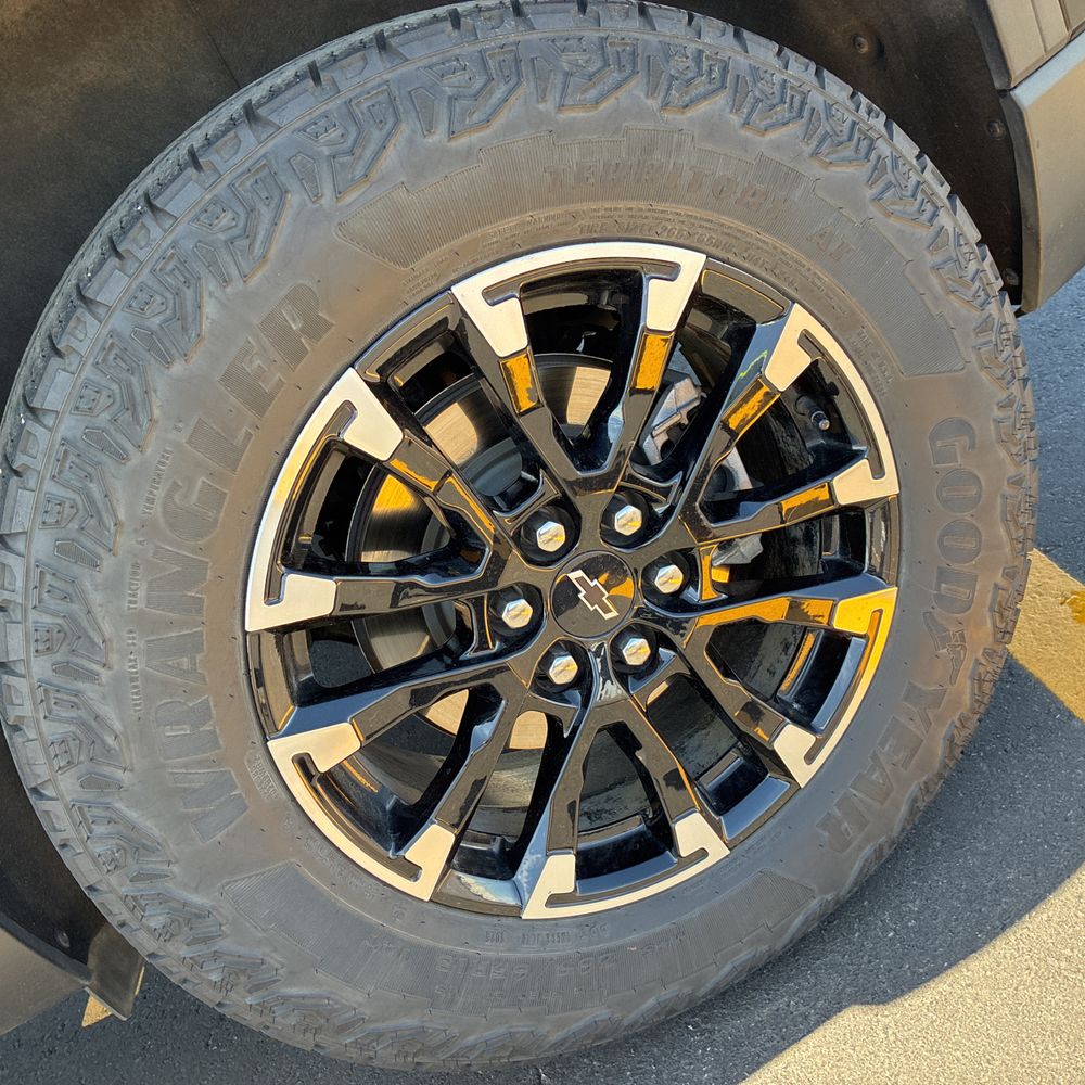 2025 Chevrolet Traverse Z71