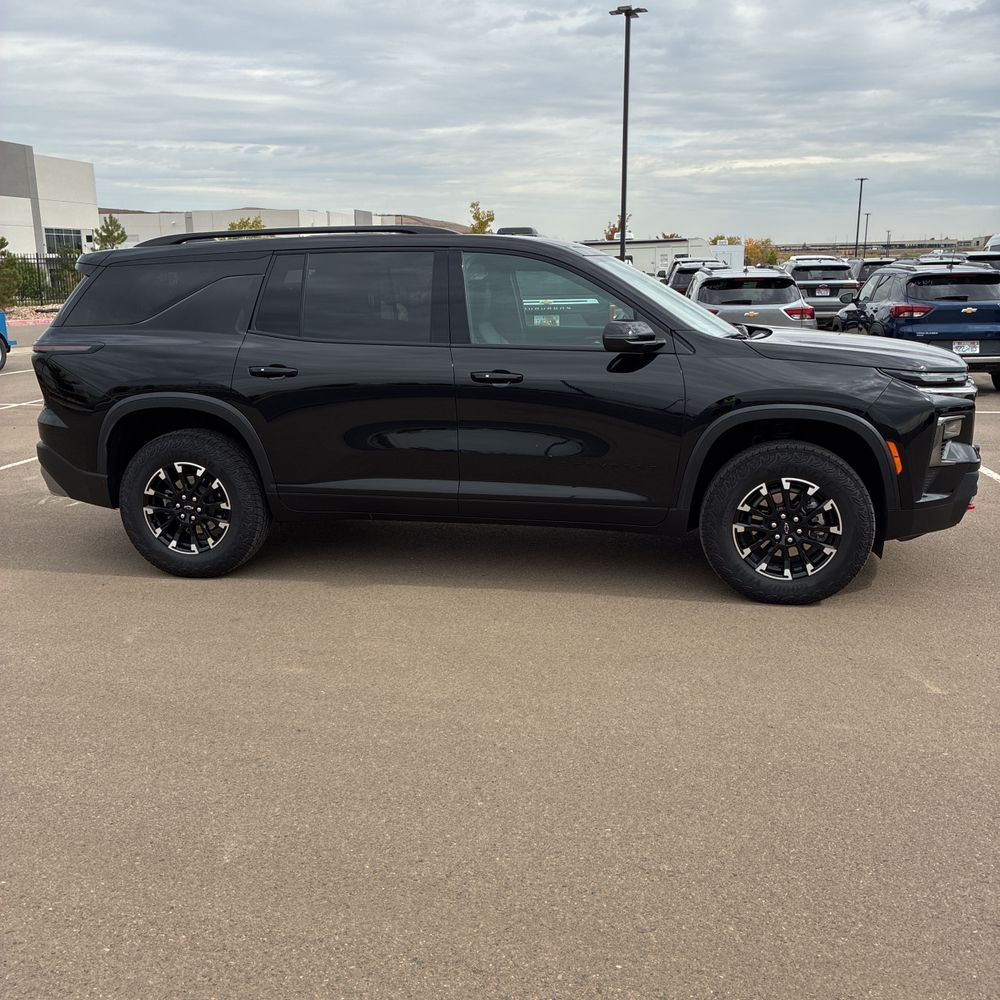 2025 Chevrolet Traverse Z71