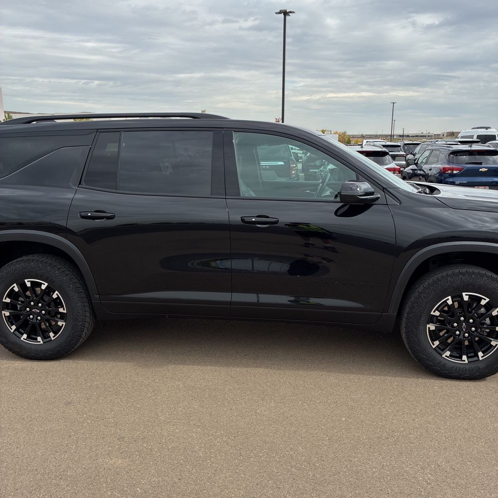 2025 Chevrolet Traverse Z71