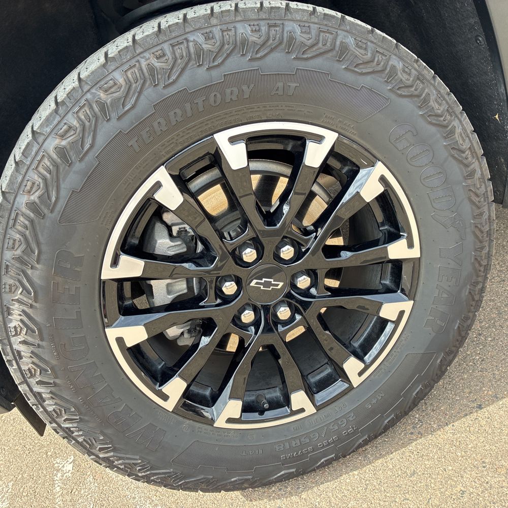 2025 Chevrolet Traverse Z71