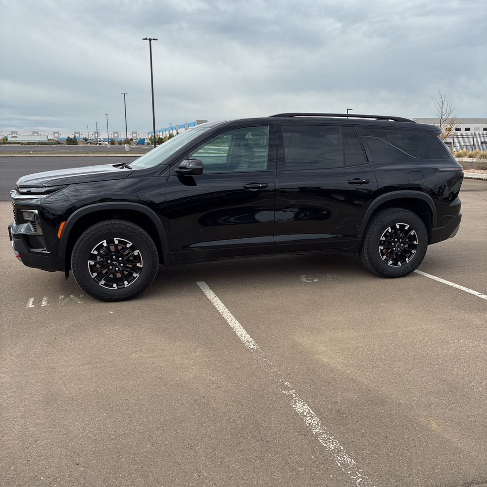 2025 Chevrolet Traverse Z71