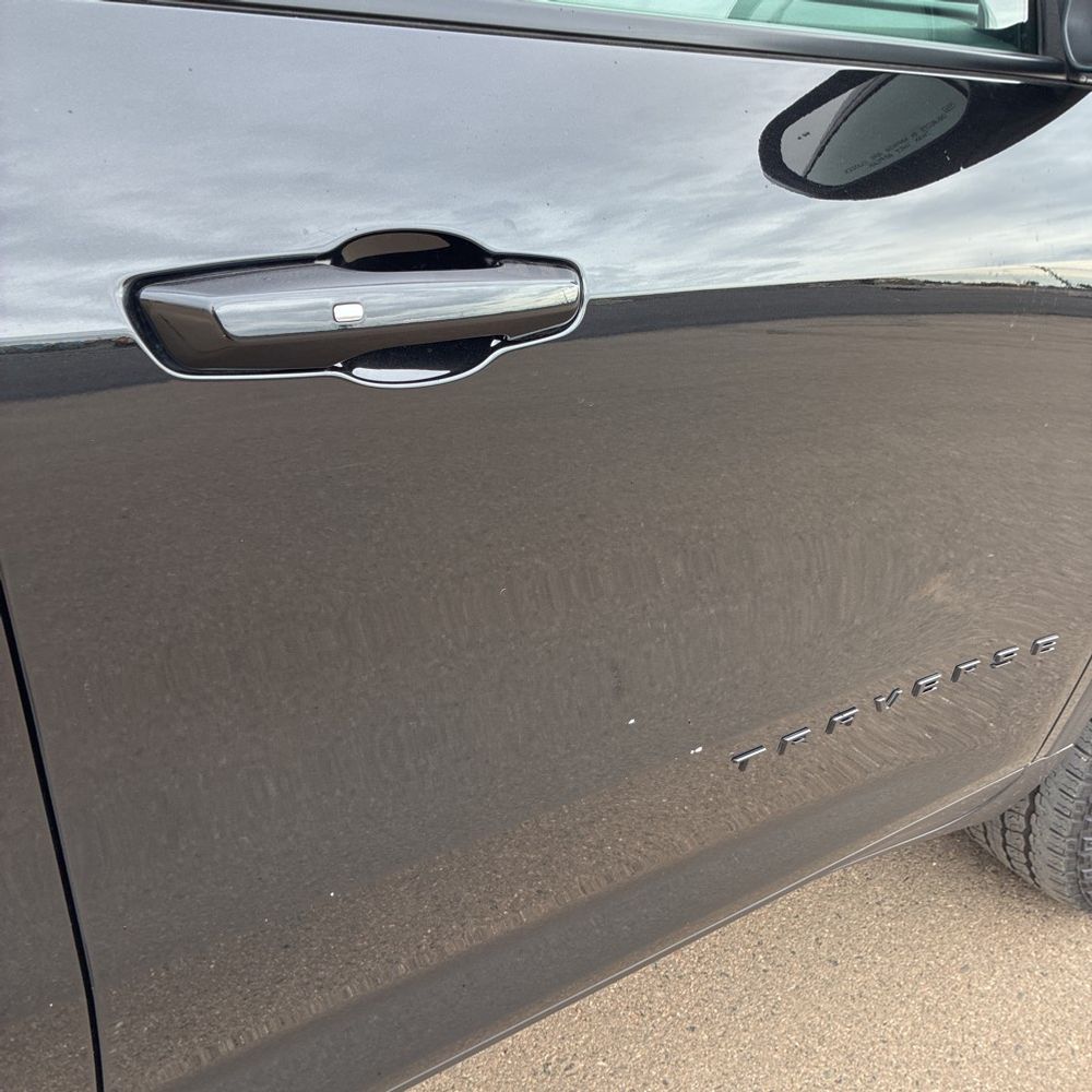 2025 Chevrolet Traverse Z71