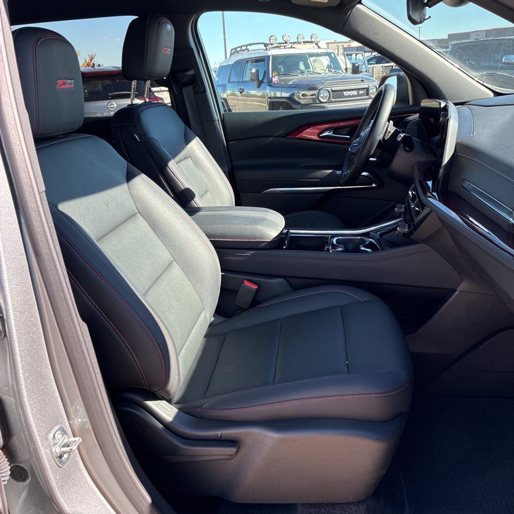 2025 Chevrolet Traverse Z71
