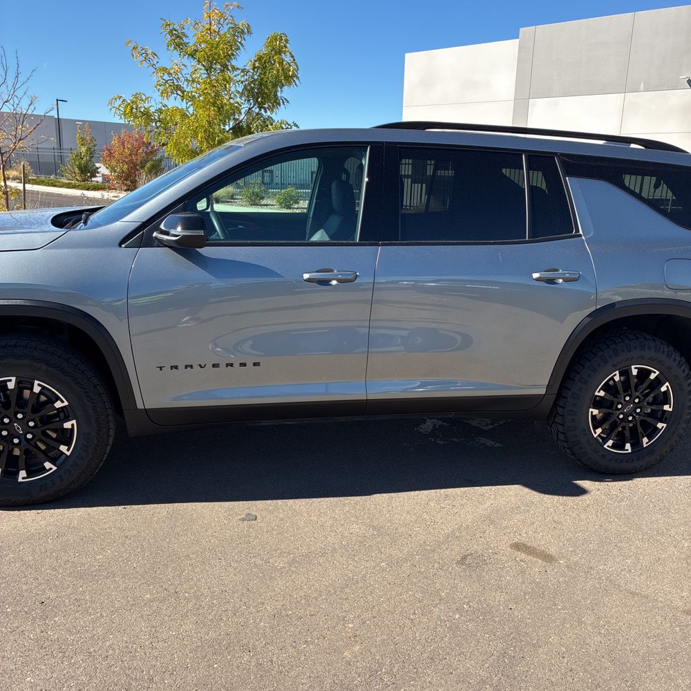 2025 Chevrolet Traverse Z71