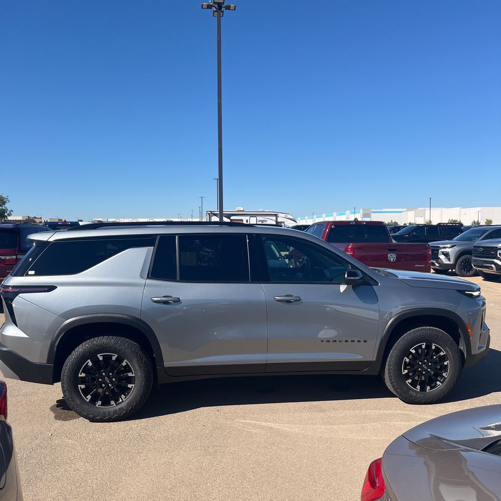 2025 Chevrolet Traverse Z71
