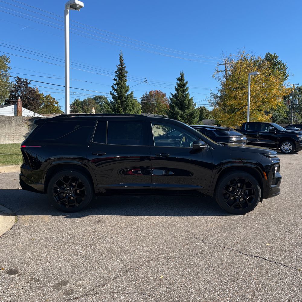 2024 Chevrolet Traverse RS