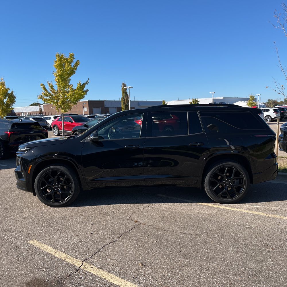 2024 Chevrolet Traverse RS