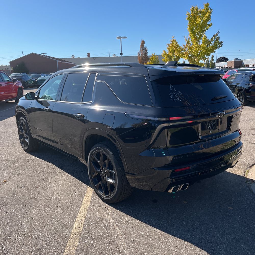 2024 Chevrolet Traverse RS