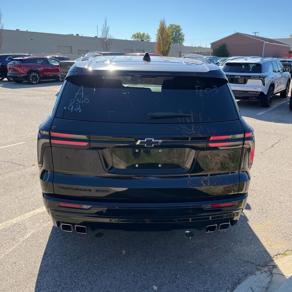 2024 Chevrolet Traverse RS