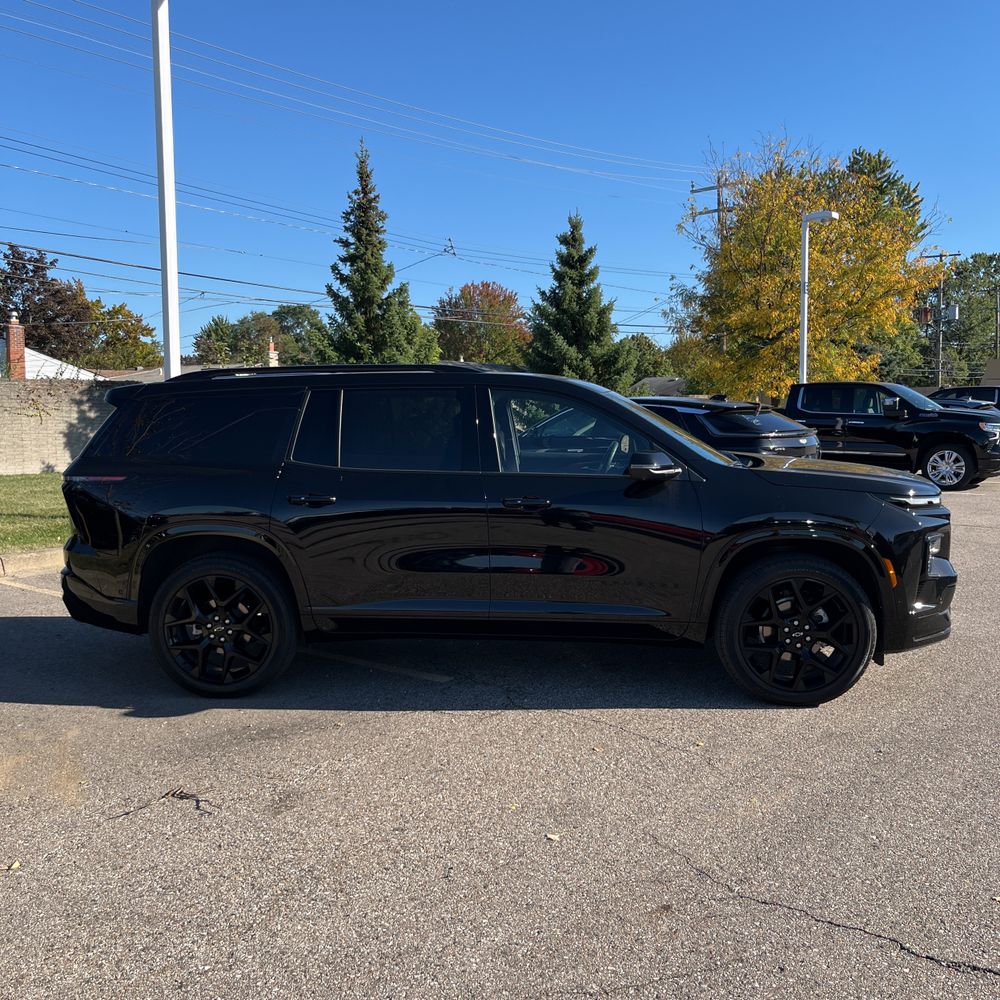 2024 Chevrolet Traverse RS