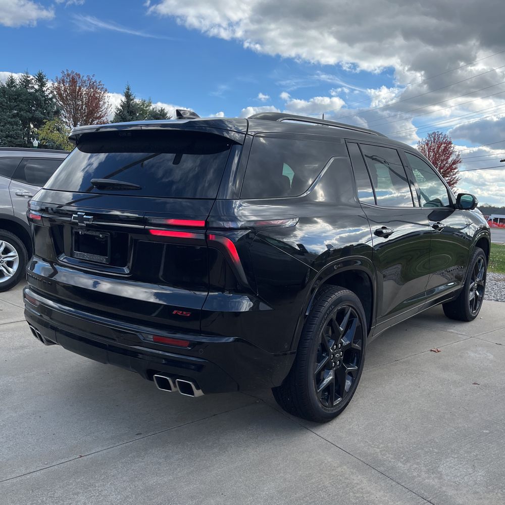 2024 Chevrolet Traverse RS