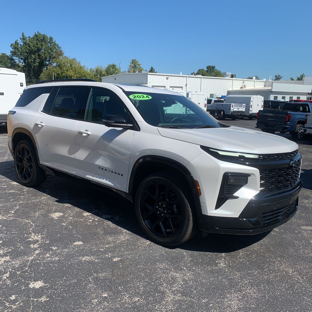 2024 Chevrolet Traverse RS
