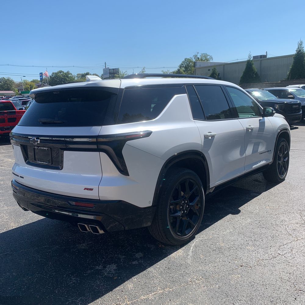 2024 Chevrolet Traverse RS