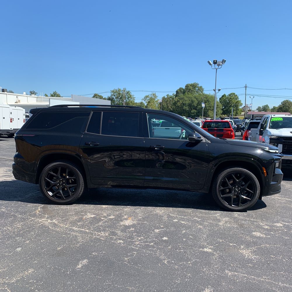 2024 Chevrolet Traverse RS
