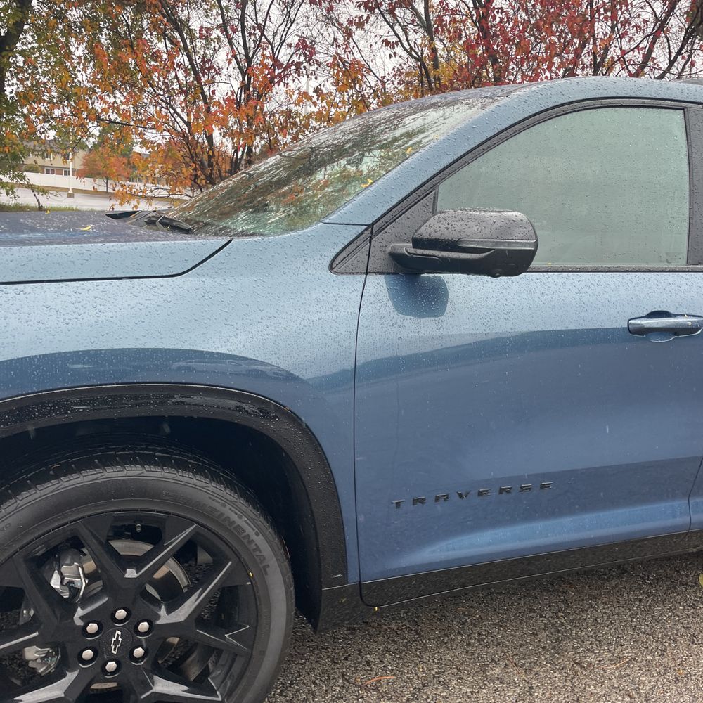 2025 Chevrolet Traverse RS