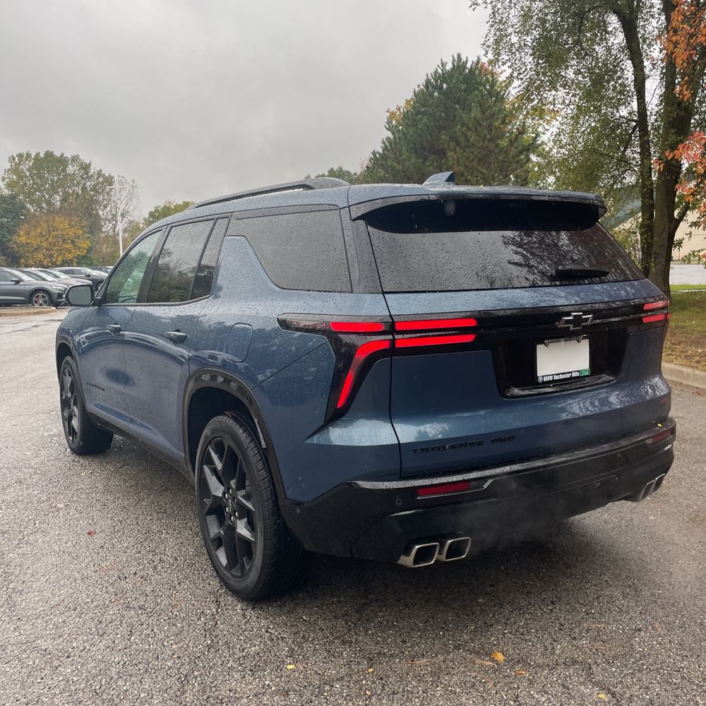 2025 Chevrolet Traverse RS