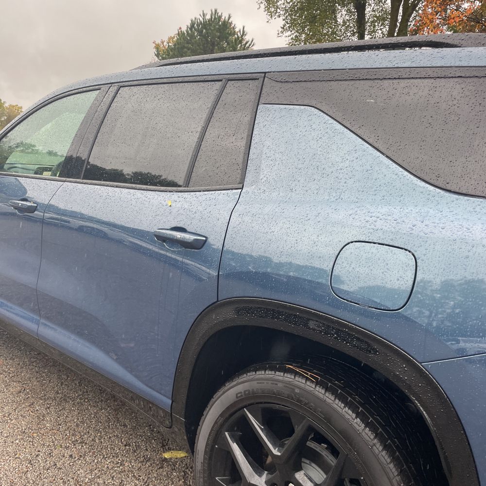 2025 Chevrolet Traverse RS
