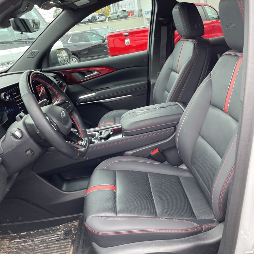 2025 Chevrolet Traverse RS