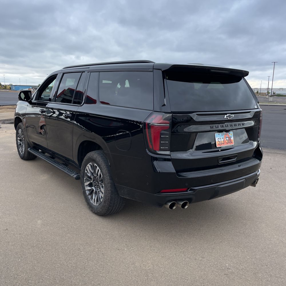 2025 Chevrolet Suburban Z71