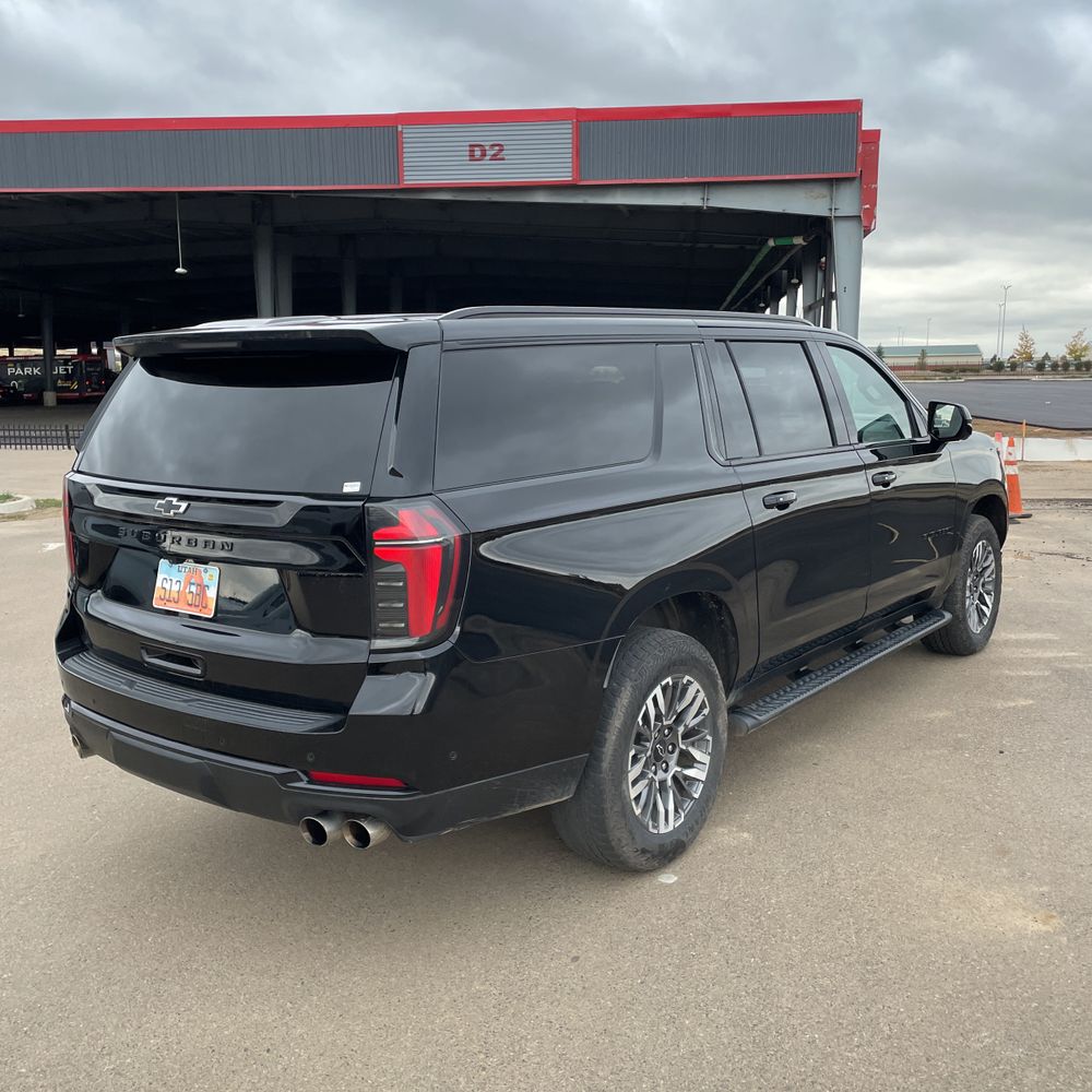 2025 Chevrolet Suburban Z71