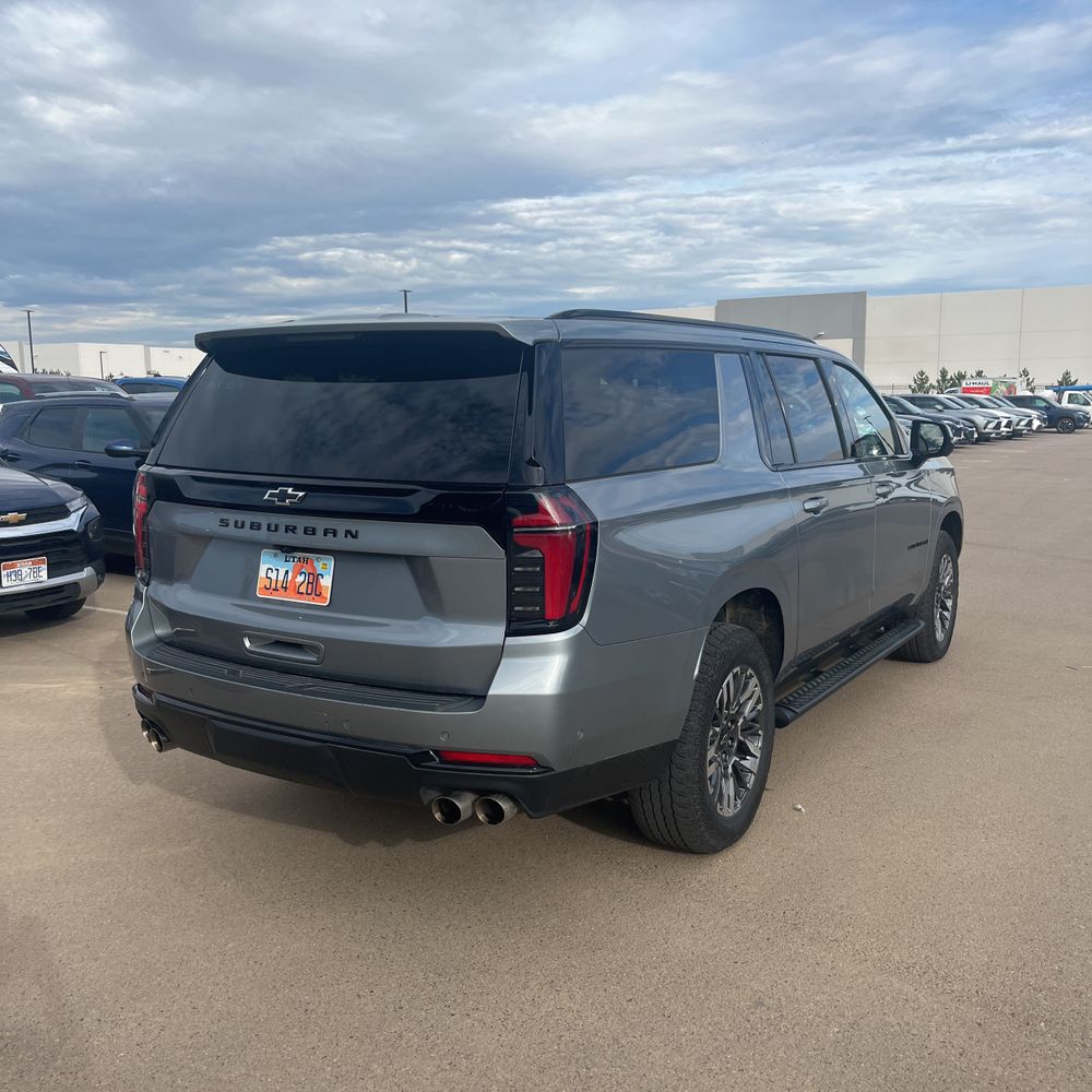2025 Chevrolet Suburban Z71