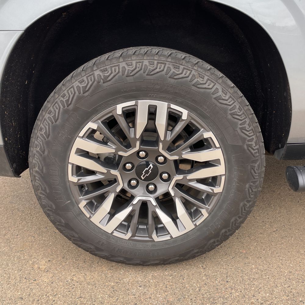 2025 Chevrolet Suburban Z71