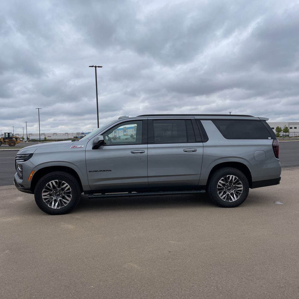2025 Chevrolet Suburban Z71