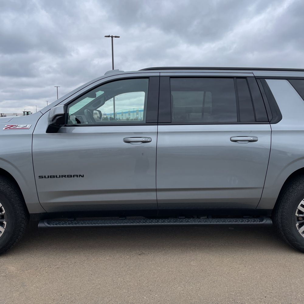 2025 Chevrolet Suburban Z71