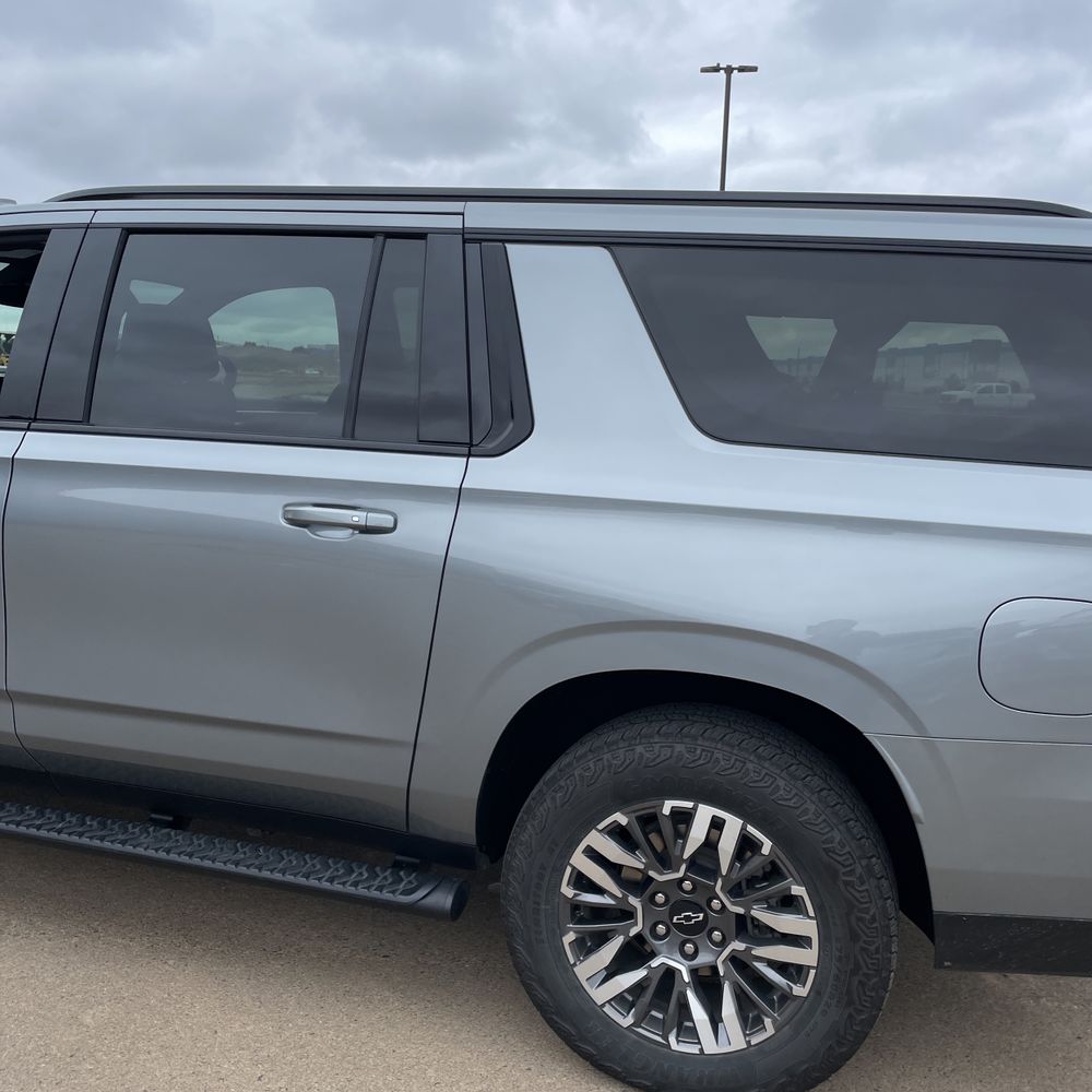 2025 Chevrolet Suburban Z71
