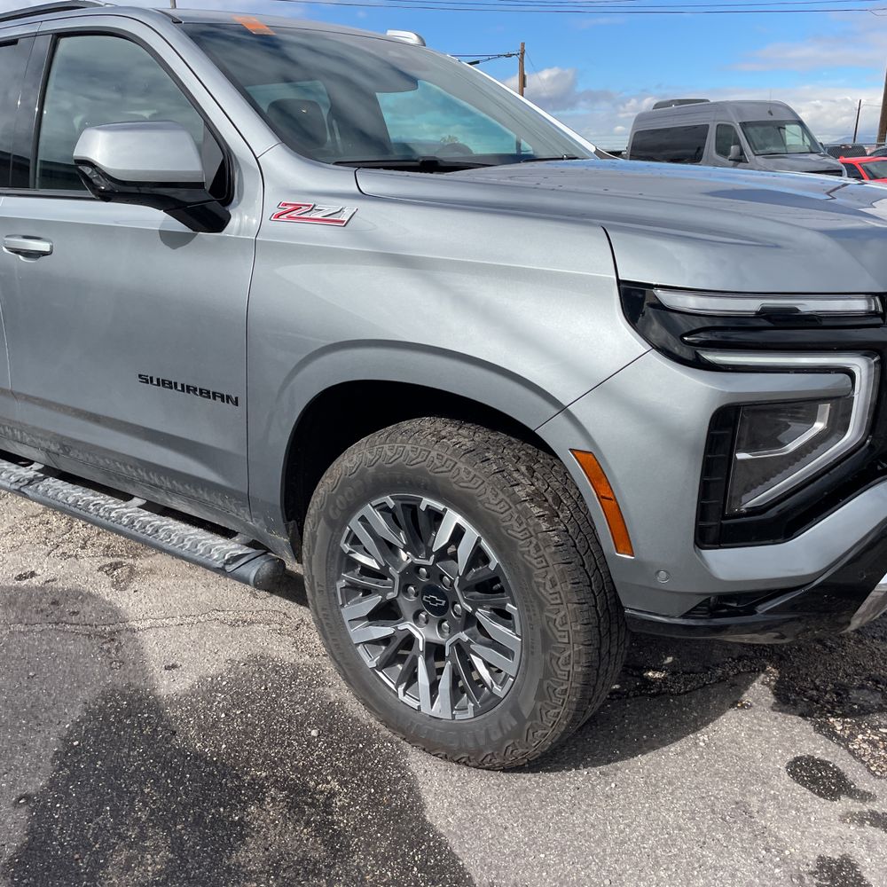 2025 Chevrolet Suburban Z71