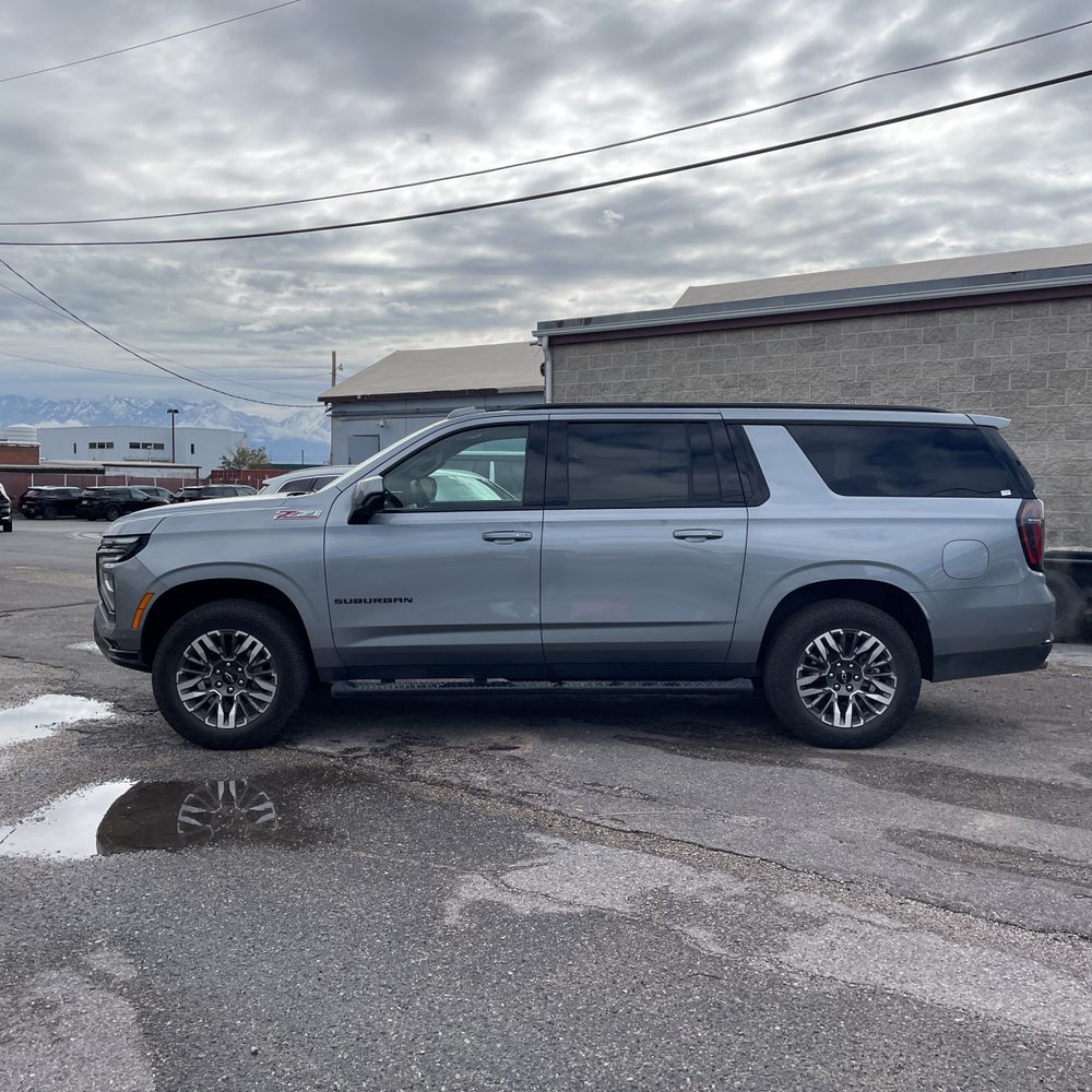 2025 Chevrolet Suburban Z71