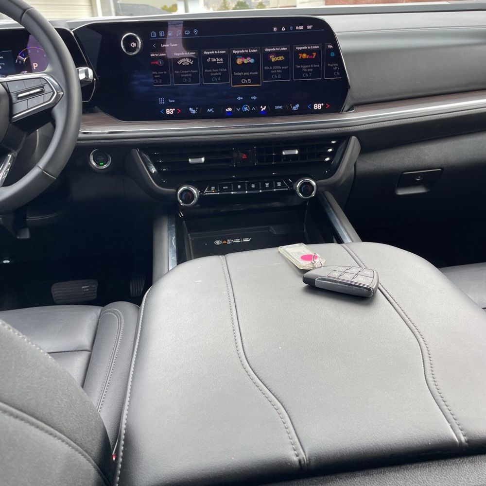 2025 Chevrolet Suburban Z71
