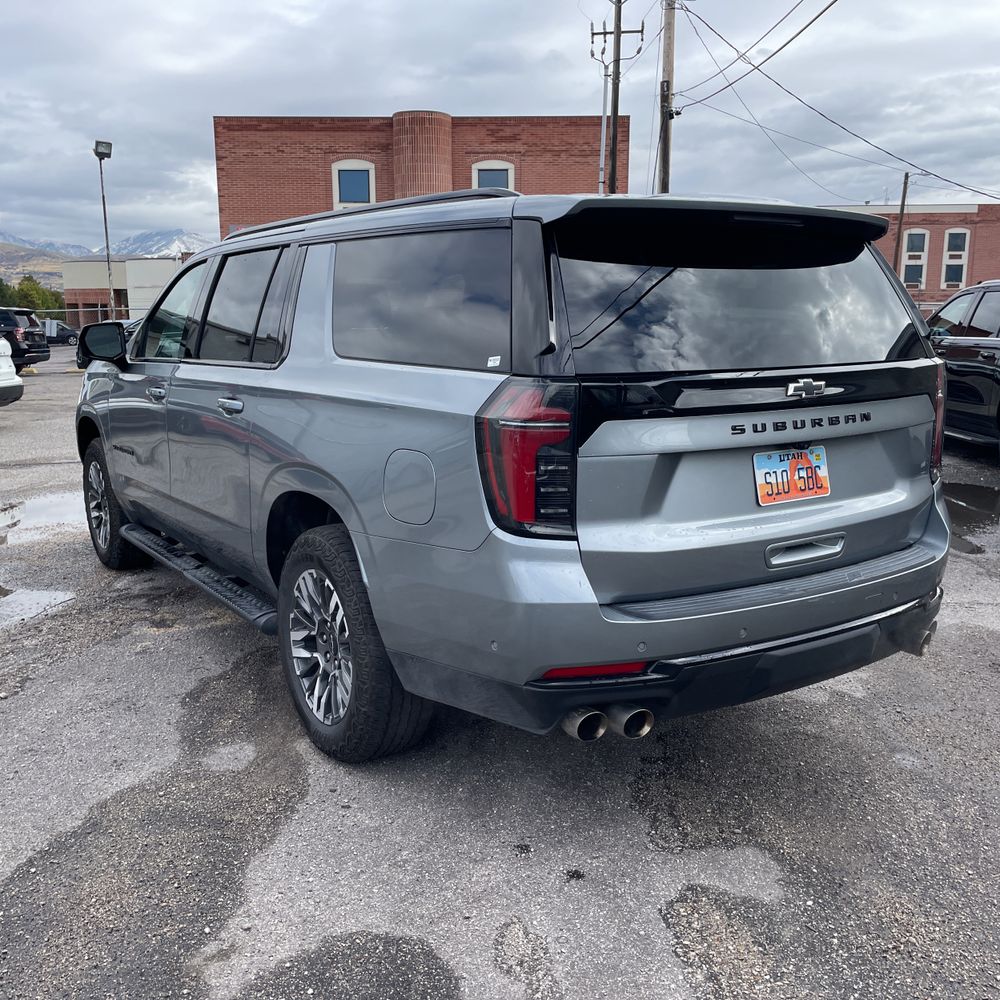 2025 Chevrolet Suburban Z71