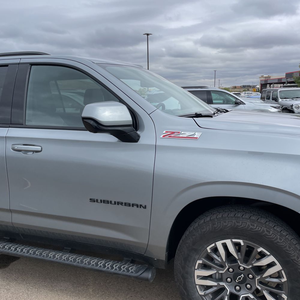 2025 Chevrolet Suburban Z71