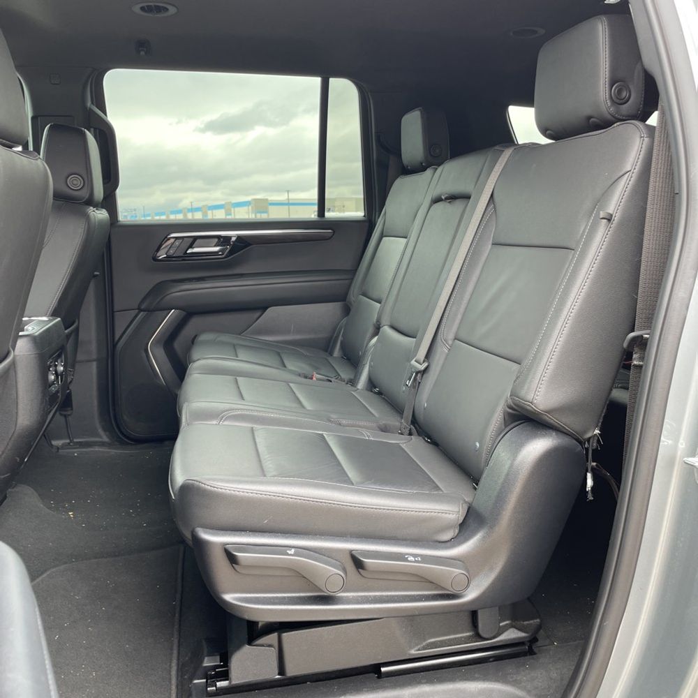 2025 Chevrolet Suburban Z71