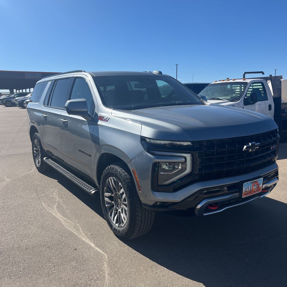 2025 Chevrolet Suburban Z71