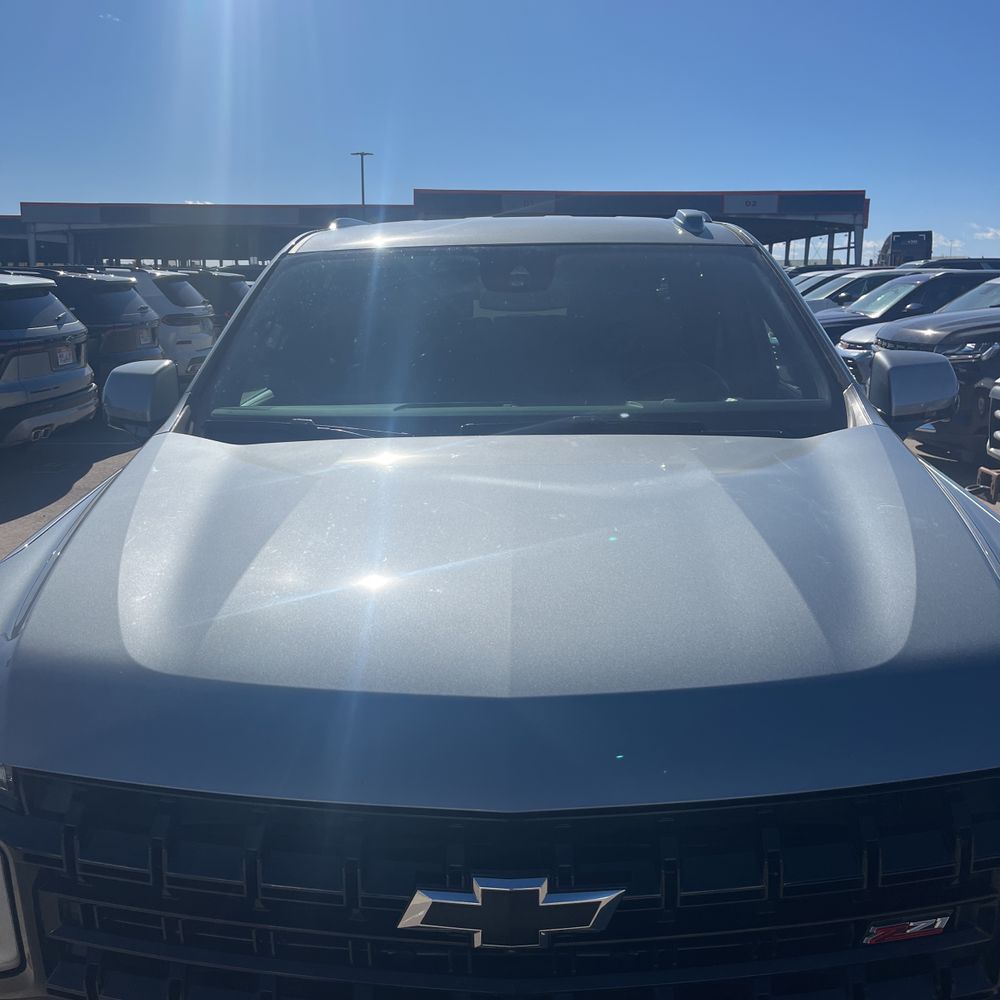 2025 Chevrolet Suburban Z71